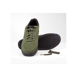 Scarpe Endura Hummvee Flat Pedal (Verdi) -Negozio online Caschi Italia scarpe endura hummvee flat pedal verdi 1